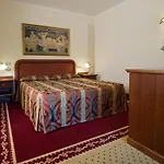 Le Grotte 4* Genga (Ancona)