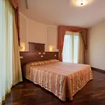 Le Grotte Genga (Ancona)
