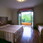 Le Grotte Otel 4*