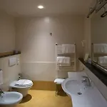 Le Grotte Otel Genga (Ancona)