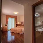 Le Grotte 4* Genga (Ancona)