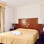 Otel Le Grotte 4*