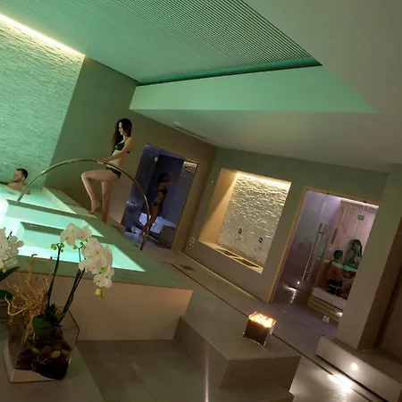 ホテル レ ガロッタ 4*