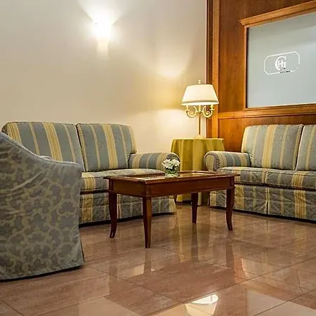 Le Grotte Hotell 4*