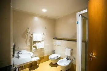 Отель Le Grotte 4*